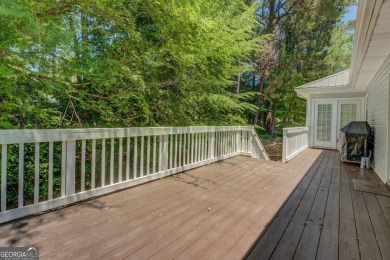 Lakeview 3-bedroom & 2-bathroom home with private access to the on Turtle Cove Golf Course in Georgia - for sale on GolfHomes.com, golf home, golf lot