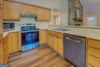 Lakeview 3-bedroom & 2-bathroom home with private access to the on Turtle Cove Golf Course in Georgia - for sale on GolfHomes.com, golf home, golf lot