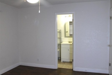 This is a very special remodeled, Drayton, single family home on Mainlands Golf Club in Florida - for sale on GolfHomes.com, golf home, golf lot