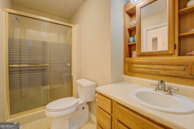 Lakeview 3-bedroom & 2-bathroom home with private access to the on Turtle Cove Golf Course in Georgia - for sale on GolfHomes.com, golf home, golf lot