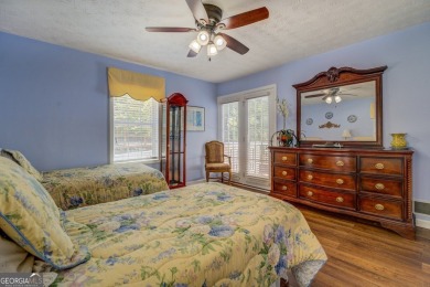 Lakeview 3-bedroom & 2-bathroom home with private access to the on Turtle Cove Golf Course in Georgia - for sale on GolfHomes.com, golf home, golf lot