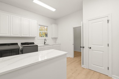 Beautifully renovated 5 Bed 3.5 Bath in Maisons of Chenal with on Chenal Country Club - Bear Den Mountain in Arkansas - for sale on GolfHomes.com, golf home, golf lot