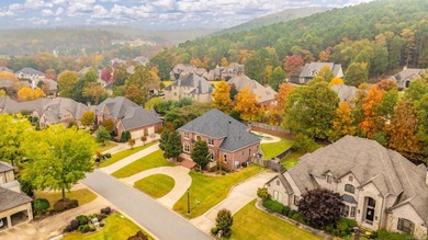 Beautifully renovated 5 Bed 3.5 Bath in Maisons of Chenal with on Chenal Country Club - Bear Den Mountain in Arkansas - for sale on GolfHomes.com, golf home, golf lot