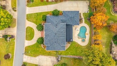 Beautifully renovated 5 Bed 3.5 Bath in Maisons of Chenal with on Chenal Country Club - Bear Den Mountain in Arkansas - for sale on GolfHomes.com, golf home, golf lot