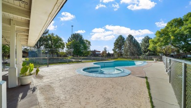 Easy Living in the Heart of North Grand Junction! Welcome to on Bookcliff Country Club in Colorado - for sale on GolfHomes.com, golf home, golf lot