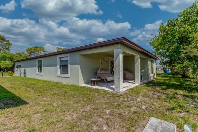 Beautifully Maintained 2-bed, 2-bath home in the welcoming 55+ on Spanish Lakes I in Florida - for sale on GolfHomes.com, golf home, golf lot