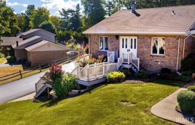 Welcome to this inviting corner condo in the sought-after Oak on Oak Meadow Golf Club in Indiana - for sale on GolfHomes.com, golf home, golf lot