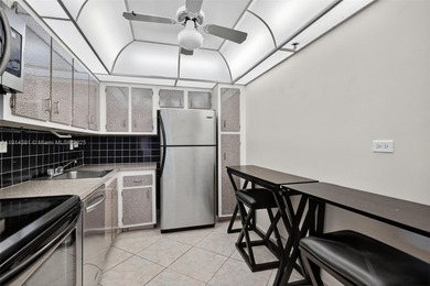 DESIRABLE DELVISTA TOWERS 2 BEDROOM 2 BATH CONDOMINIUM. READY on Turnberry Isle Resort and Club in Florida - for sale on GolfHomes.com, golf home, golf lot