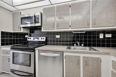 DESIRABLE DELVISTA TOWERS 2 BEDROOM 2 BATH CONDOMINIUM. READY on Turnberry Isle Resort and Club in Florida - for sale on GolfHomes.com, golf home, golf lot