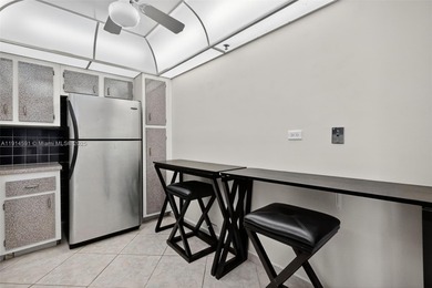 DESIRABLE DELVISTA TOWERS 2 BEDROOM 2 BATH CONDOMINIUM. READY on Turnberry Isle Resort and Club in Florida - for sale on GolfHomes.com, golf home, golf lot