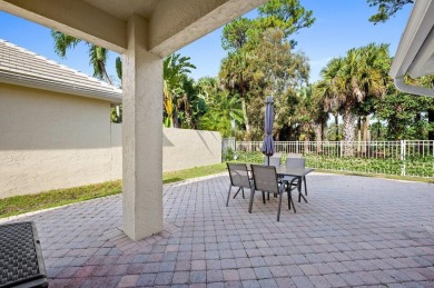 Step into your new home sweet home! This charming property on Mayacoo Lakes Country Club in Florida - for sale on GolfHomes.com, golf home, golf lot