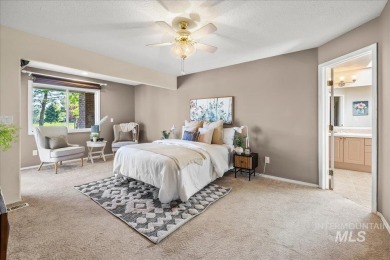 Magnificent home in premier subdivision. Sitting on Lakeview on Lakeview Golf Club in Idaho - for sale on GolfHomes.com, golf home, golf lot