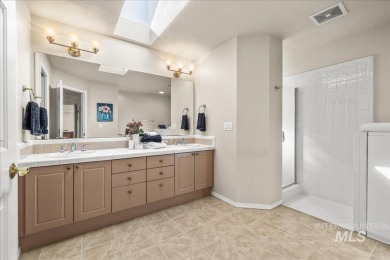 Magnificent home in premier subdivision. Sitting on Lakeview on Lakeview Golf Club in Idaho - for sale on GolfHomes.com, golf home, golf lot