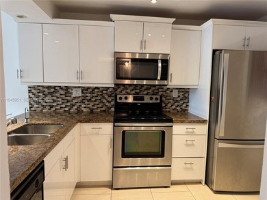 Great 3 bedrooms /2 bath, with 1124 sqft, great layout. Ceramic on Pine Island Ridge Country Club in Florida - for sale on GolfHomes.com, golf home, golf lot