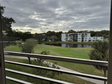 Great 3 bedrooms /2 bath, with 1124 sqft, great layout. Ceramic on Pine Island Ridge Country Club in Florida - for sale on GolfHomes.com, golf home, golf lot