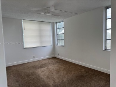 Great 3 bedrooms /2 bath, with 1124 sqft, great layout. Ceramic on Pine Island Ridge Country Club in Florida - for sale on GolfHomes.com, golf home, golf lot