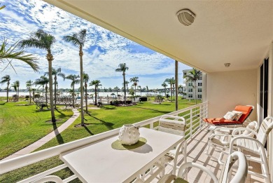 This light and bright 2nd floor condo in Bahia Vista has on Isla Del Sol Yacht and Country Club in Florida - for sale on GolfHomes.com, golf home, golf lot