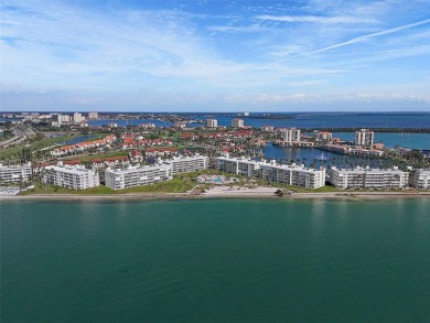 This light and bright 2nd floor condo in Bahia Vista has on Isla Del Sol Yacht and Country Club in Florida - for sale on GolfHomes.com, golf home, golf lot
