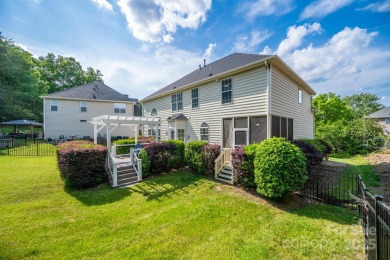 Beautifully updated, cul-de-sac home in the Northstone Golf on Northstone Country Club in North Carolina - for sale on GolfHomes.com, golf home, golf lot