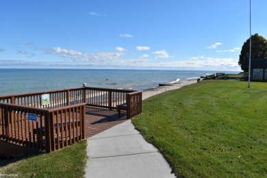 Welcome to Pebble Lane a quiet one way street in the Huron on Huron Shores Golf Club in Michigan - for sale on GolfHomes.com, golf home, golf lot