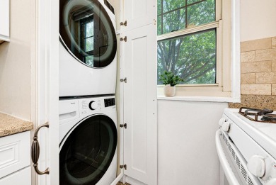 Discover this stunning, sun-filled upper one bedroom corner unit on Douglaston Park Golf Course in New York - for sale on GolfHomes.com, golf home, golf lot