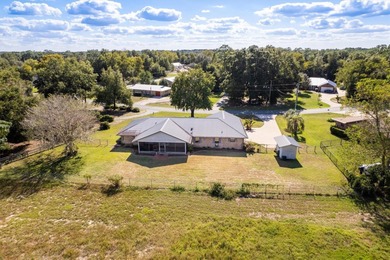 One or more photo(s) has been virtually staged. Welcome to this on Keystone Heights Golf and Country Club in Florida - for sale on GolfHomes.com, golf home, golf lot
