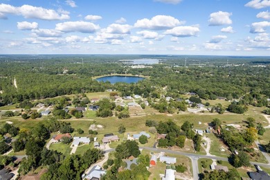One or more photo(s) has been virtually staged. Welcome to this on Keystone Heights Golf and Country Club in Florida - for sale on GolfHomes.com, golf home, golf lot