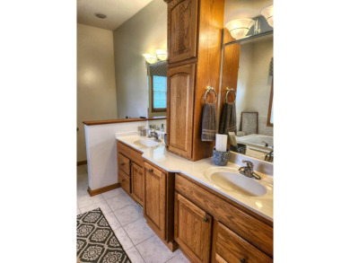 MAKE AN OFFER - MOTIVATED SELLER! Here's your chance to own a on Lake Carroll Golf Course in Illinois - for sale on GolfHomes.com, golf home, golf lot