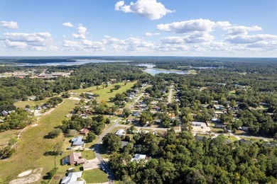 One or more photo(s) has been virtually staged. Welcome to this on Keystone Heights Golf and Country Club in Florida - for sale on GolfHomes.com, golf home, golf lot