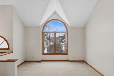 COME LIVE THE GOOD LIFE in this gorgeous Stonebridge on Stonebridge Country Club in Illinois - for sale on GolfHomes.com, golf home, golf lot