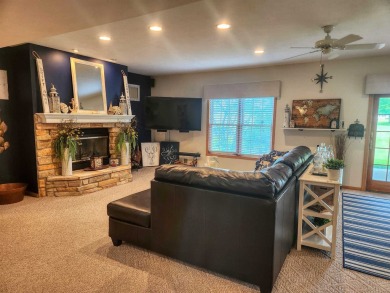 MAKE AN OFFER - MOTIVATED SELLER! Here's your chance to own a on Lake Carroll Golf Course in Illinois - for sale on GolfHomes.com, golf home, golf lot