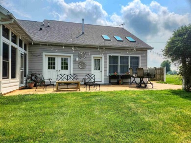 MAKE AN OFFER - MOTIVATED SELLER! Here's your chance to own a on Lake Carroll Golf Course in Illinois - for sale on GolfHomes.com, golf home, golf lot