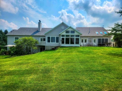 MAKE AN OFFER - MOTIVATED SELLER! Here's your chance to own a on Lake Carroll Golf Course in Illinois - for sale on GolfHomes.com, golf home, golf lot