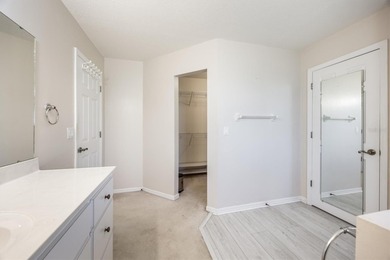 One or more photo(s) has been virtually staged. Welcome to this on Keystone Heights Golf and Country Club in Florida - for sale on GolfHomes.com, golf home, golf lot