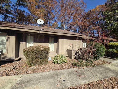 Welcome to this beautifully updated and fully furnished on DeSoto Golf Course in Arkansas - for sale on GolfHomes.com, golf home, golf lot