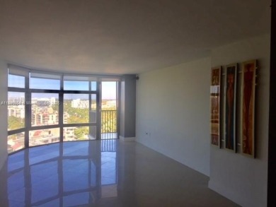 RENOVATED UNIT IN A PRIME AVENTURA LOCATION. TENANT IN PLACE on Turnberry Isle Resort and Club in Florida - for sale on GolfHomes.com, golf home, golf lot