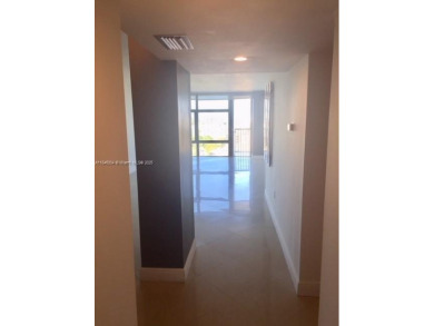 RENOVATED UNIT IN A PRIME AVENTURA LOCATION. TENANT IN PLACE on Turnberry Isle Resort and Club in Florida - for sale on GolfHomes.com, golf home, golf lot