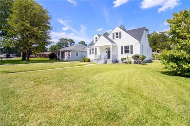 Fully renovated in Park Manor! New cabinets, granite countertops on The Links at City Park in Virginia - for sale on GolfHomes.com, golf home, golf lot