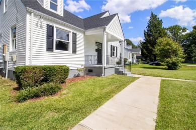 Fully renovated in Park Manor! New cabinets, granite countertops on The Links at City Park in Virginia - for sale on GolfHomes.com, golf home, golf lot