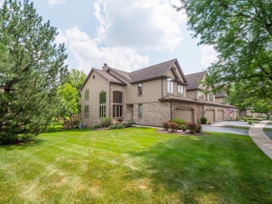 1N639 Augusta Ct welcomes you to convenient maintenance free on Klein Creek Golf Club in Illinois - for sale on GolfHomes.com, golf home, golf lot