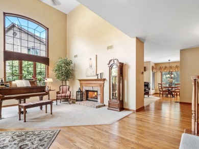 1N639 Augusta Ct welcomes you to convenient maintenance free on Klein Creek Golf Club in Illinois - for sale on GolfHomes.com, golf home, golf lot