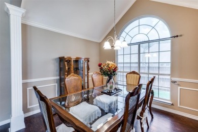 Living is easy in this wonderful one-story home in desirable on Oakmont Country Club in Texas - for sale on GolfHomes.com, golf home, golf lot