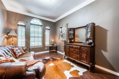 Living is easy in this wonderful one-story home in desirable on Oakmont Country Club in Texas - for sale on GolfHomes.com, golf home, golf lot