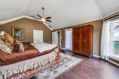 Living is easy in this wonderful one-story home in desirable on Oakmont Country Club in Texas - for sale on GolfHomes.com, golf home, golf lot