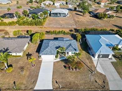 Under contract-accepting backup offers. 3 BEDROOM/2 BATH with on Pinemoor West Golf Club in Florida - for sale on GolfHomes.com, golf home, golf lot