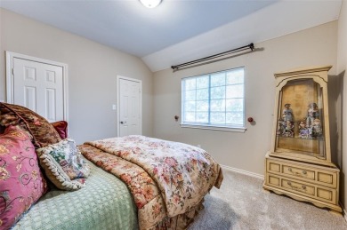Living is easy in this wonderful one-story home in desirable on Oakmont Country Club in Texas - for sale on GolfHomes.com, golf home, golf lot