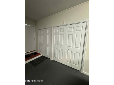 Beautiful 3 bedroom, 2 bath home in the sought-after Fairfield on Druid Hills Golf Club in Tennessee - for sale on GolfHomes.com, golf home, golf lot