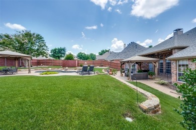 Living is easy in this wonderful one-story home in desirable on Oakmont Country Club in Texas - for sale on GolfHomes.com, golf home, golf lot