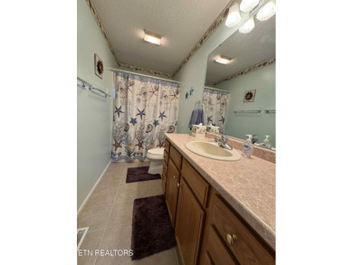 Beautiful 3 bedroom, 2 bath home in the sought-after Fairfield on Druid Hills Golf Club in Tennessee - for sale on GolfHomes.com, golf home, golf lot