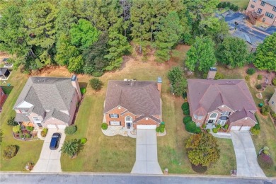 Meticulously Maintained 4-Sided Brick Home in Southland Golf on Southland Country Club in Georgia - for sale on GolfHomes.com, golf home, golf lot